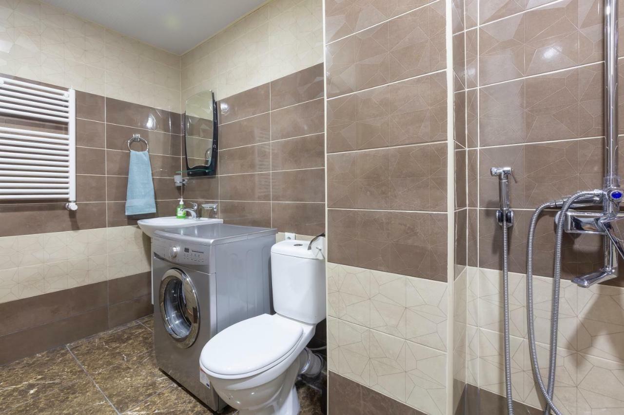 Umba Apartment N3 - Balcony And Mount Ararat View Erevan Esterno foto